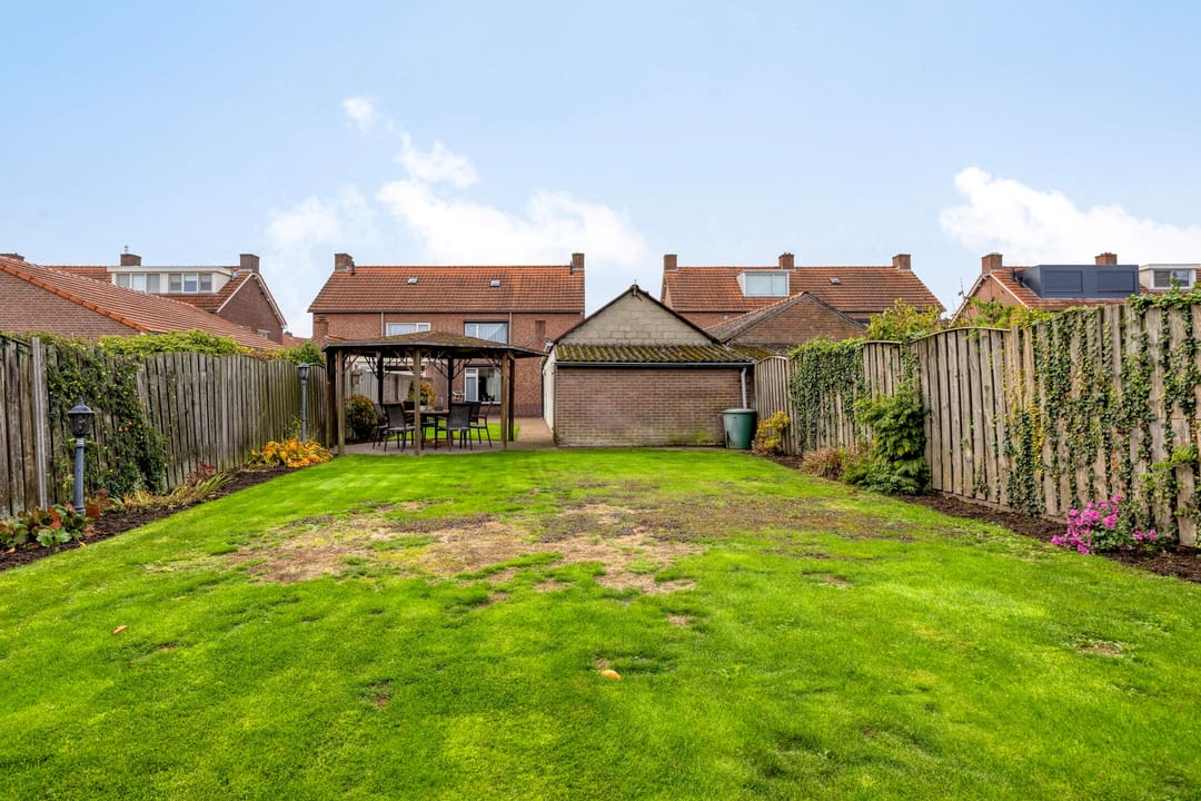 Foto 38 van Meidoornstraat 9