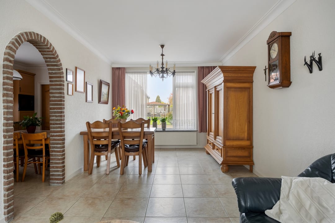 Foto 8 van Meidoornstraat 9