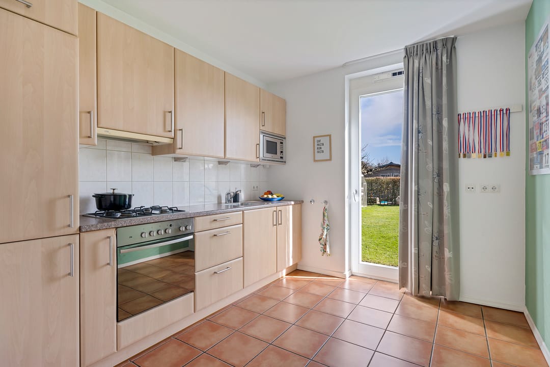 Foto 16 van Sint-Janskruid 15