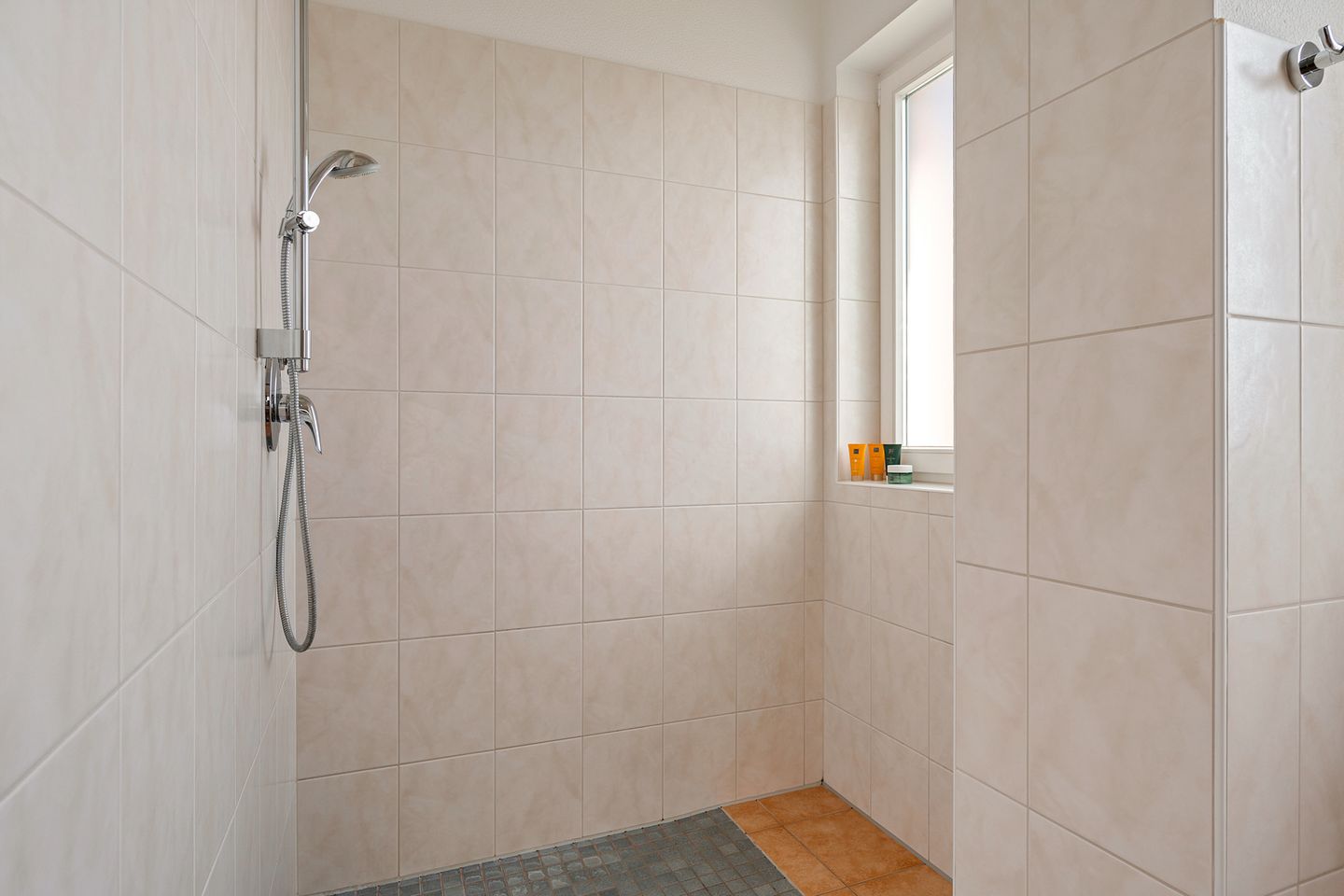 Foto 35 van Sint-Janskruid 15