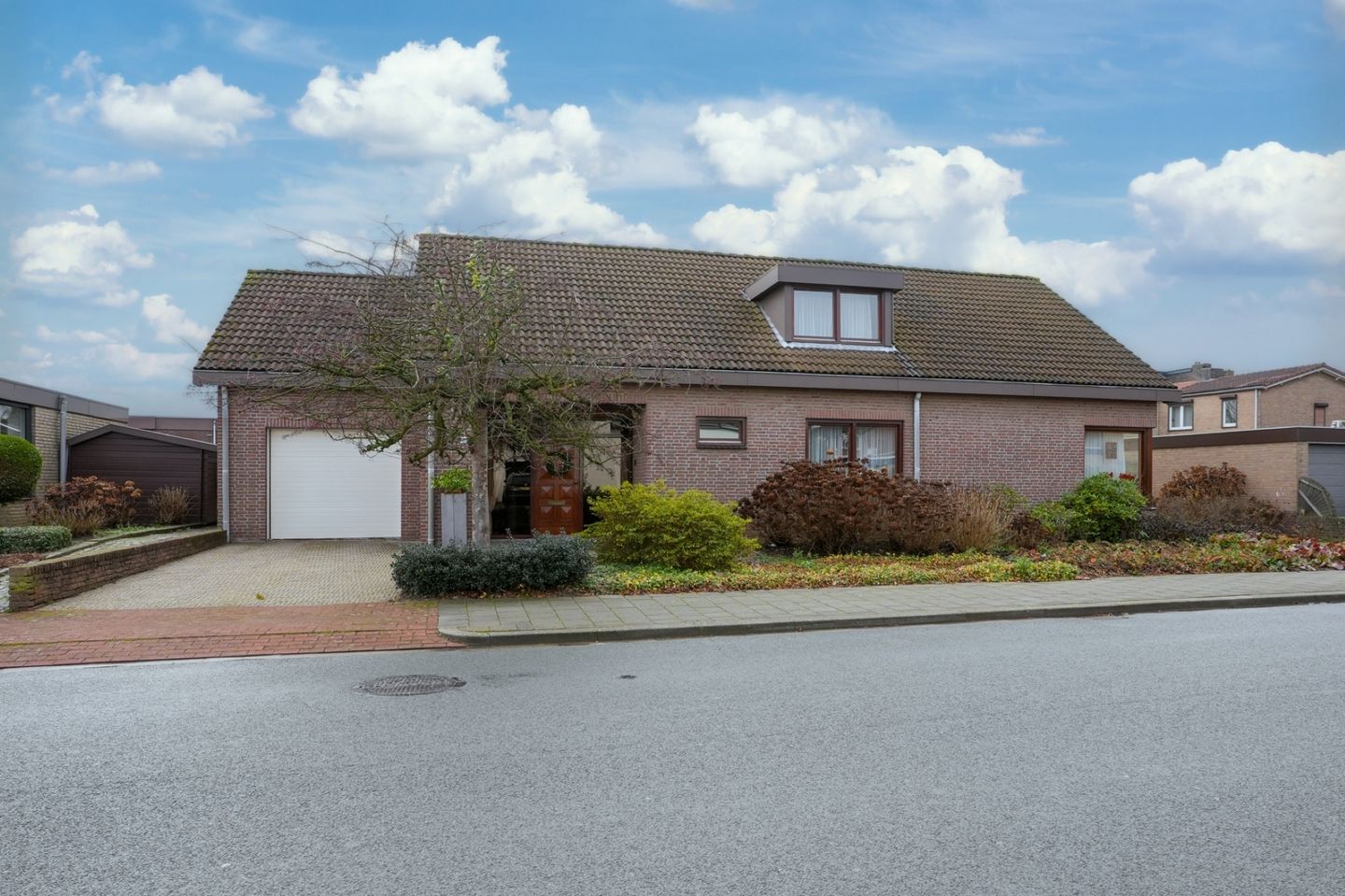 Photo 1 of Wattstraat 8