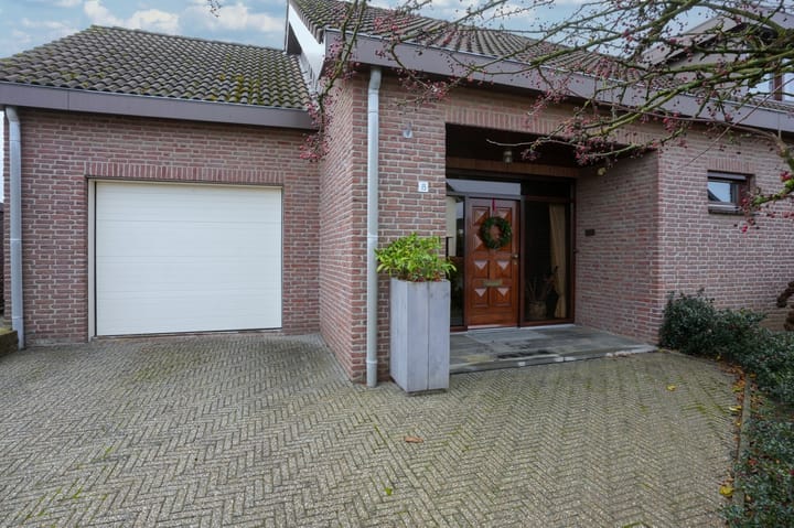 Photo 3 of Wattstraat 8