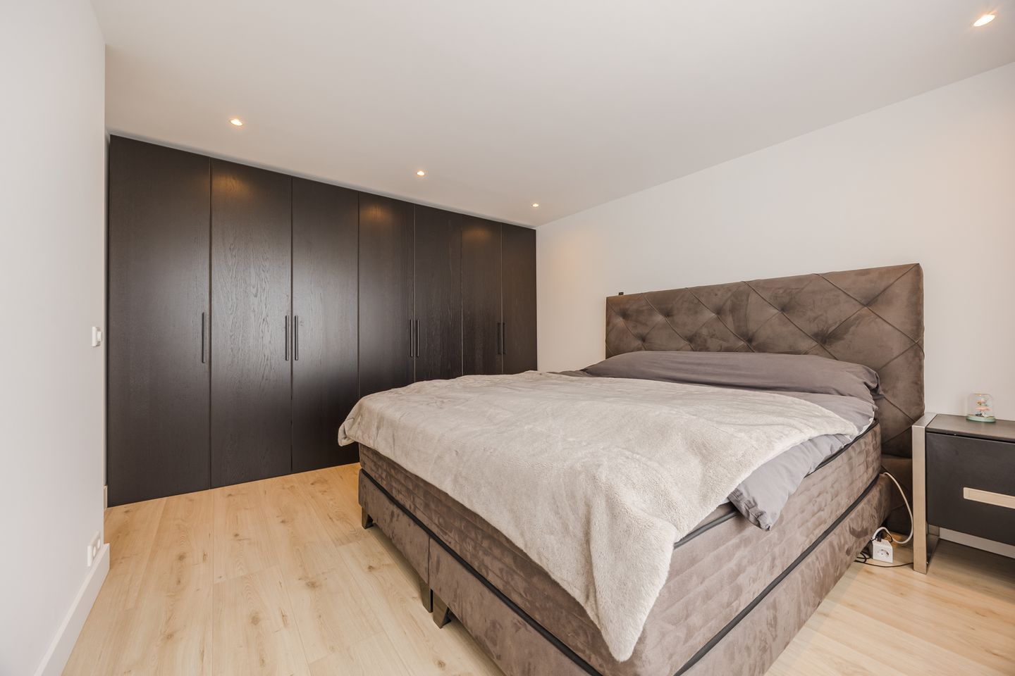 Photo 14 of Evertsenstraat 68