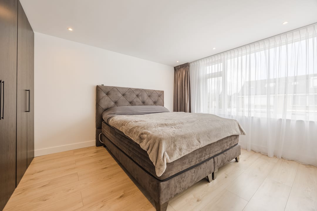 Photo 13 of Evertsenstraat 68