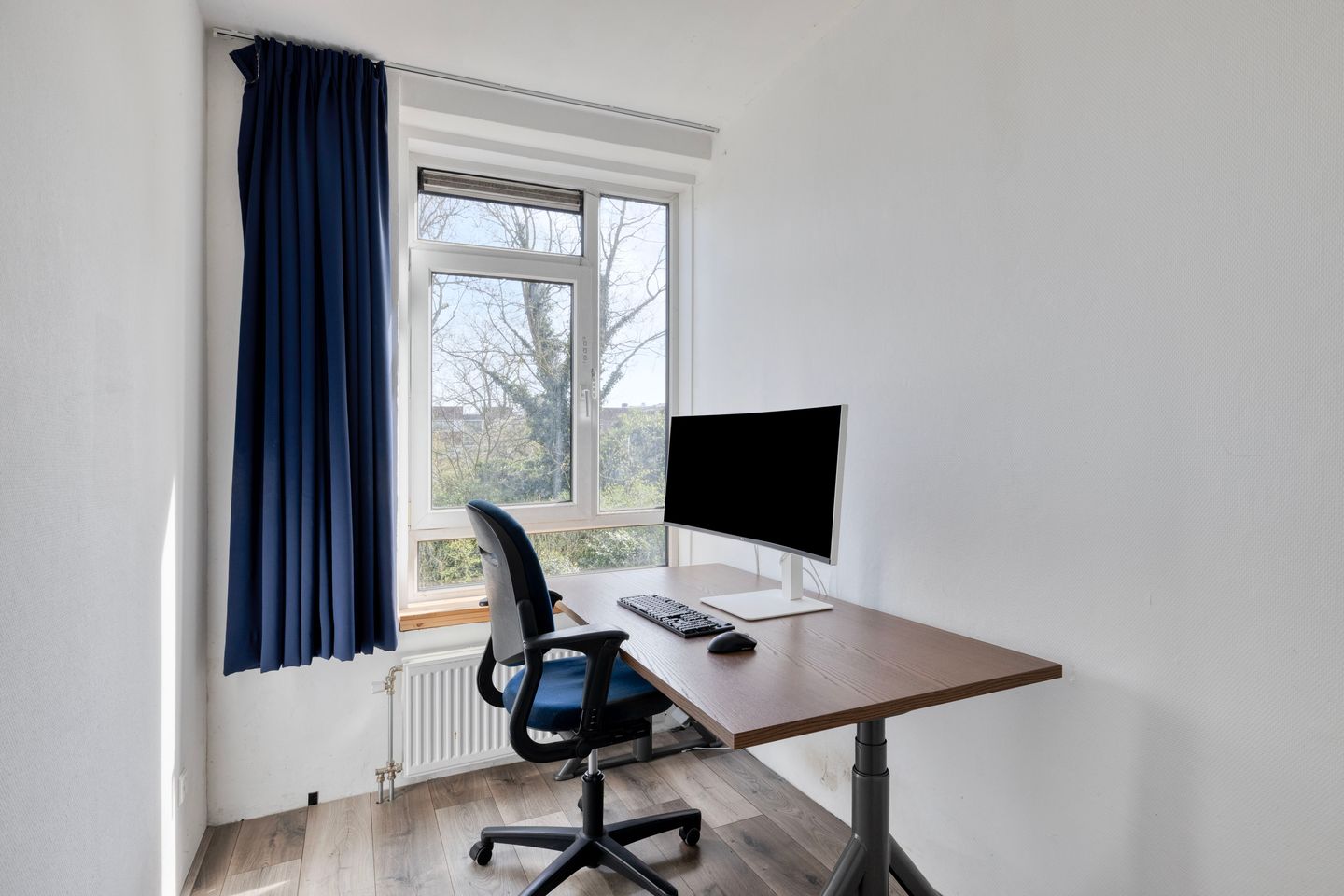 Light apartment with two balconies and living kitchen in Utrecht Tolsteeg — 24