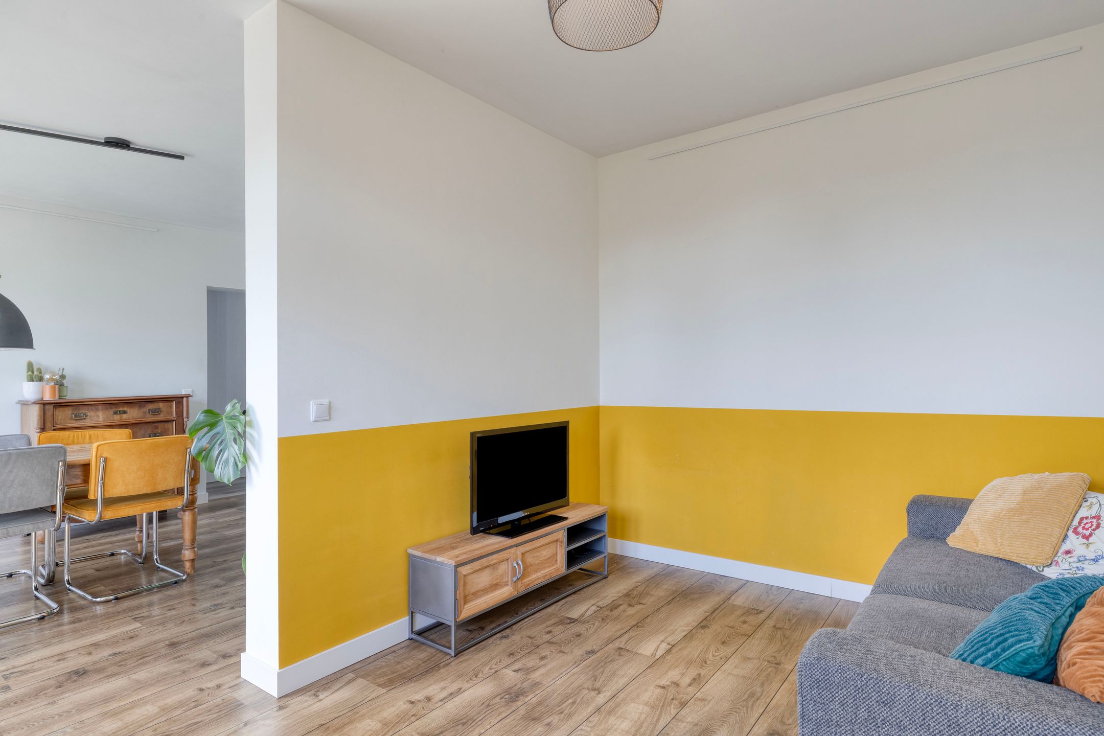 Light apartment with two balconies and living kitchen in Utrecht Tolsteeg — 12