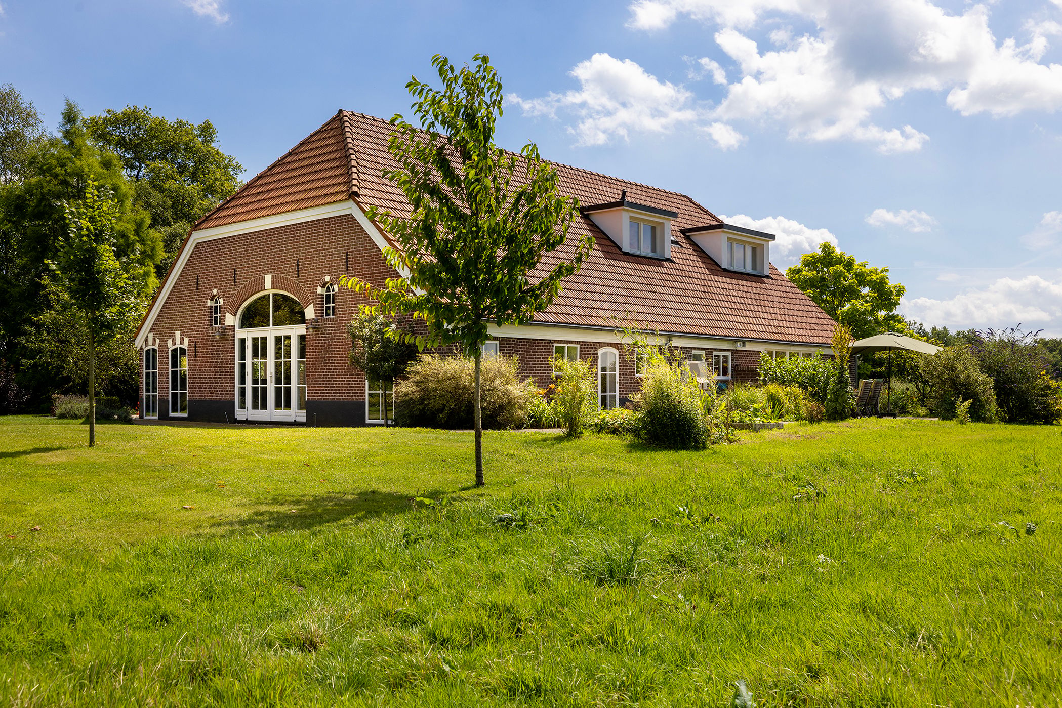 Sustainable luxury farmstead with outbuilding near Lochem — 42