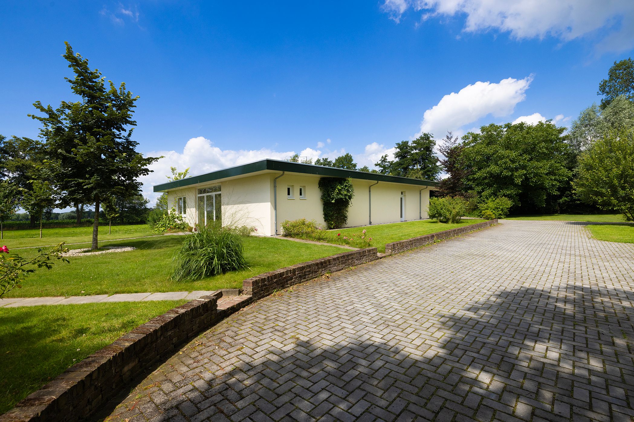 Sustainable luxury farmstead with outbuilding near Lochem — 51