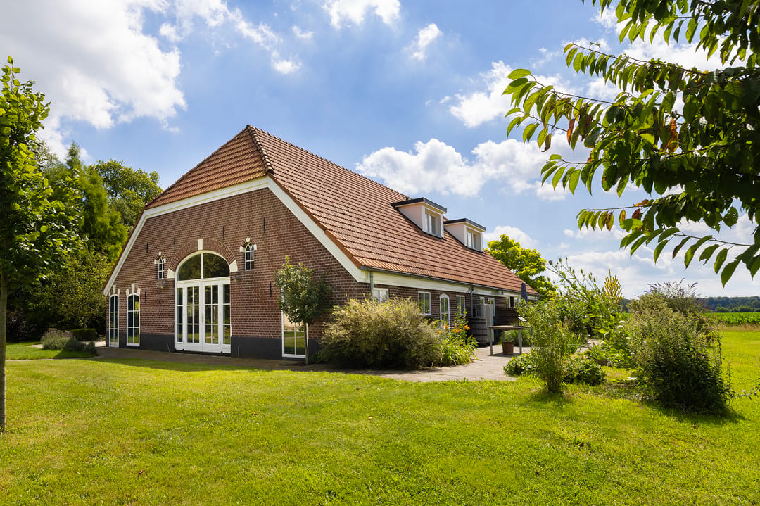 Sustainable luxury farmstead with outbuilding near Lochem — 43