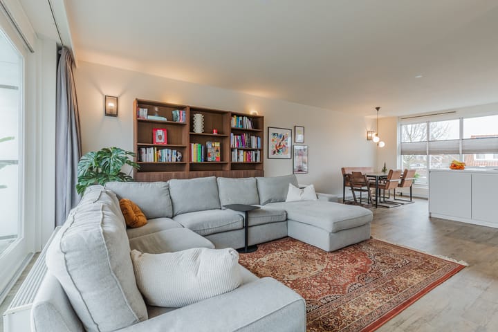 Photo 2 of Augustalaan 30