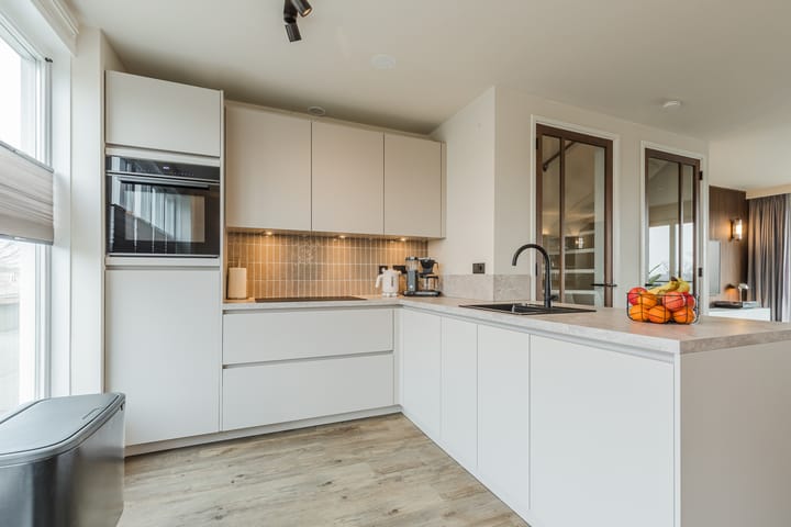 Photo 3 of Augustalaan 30