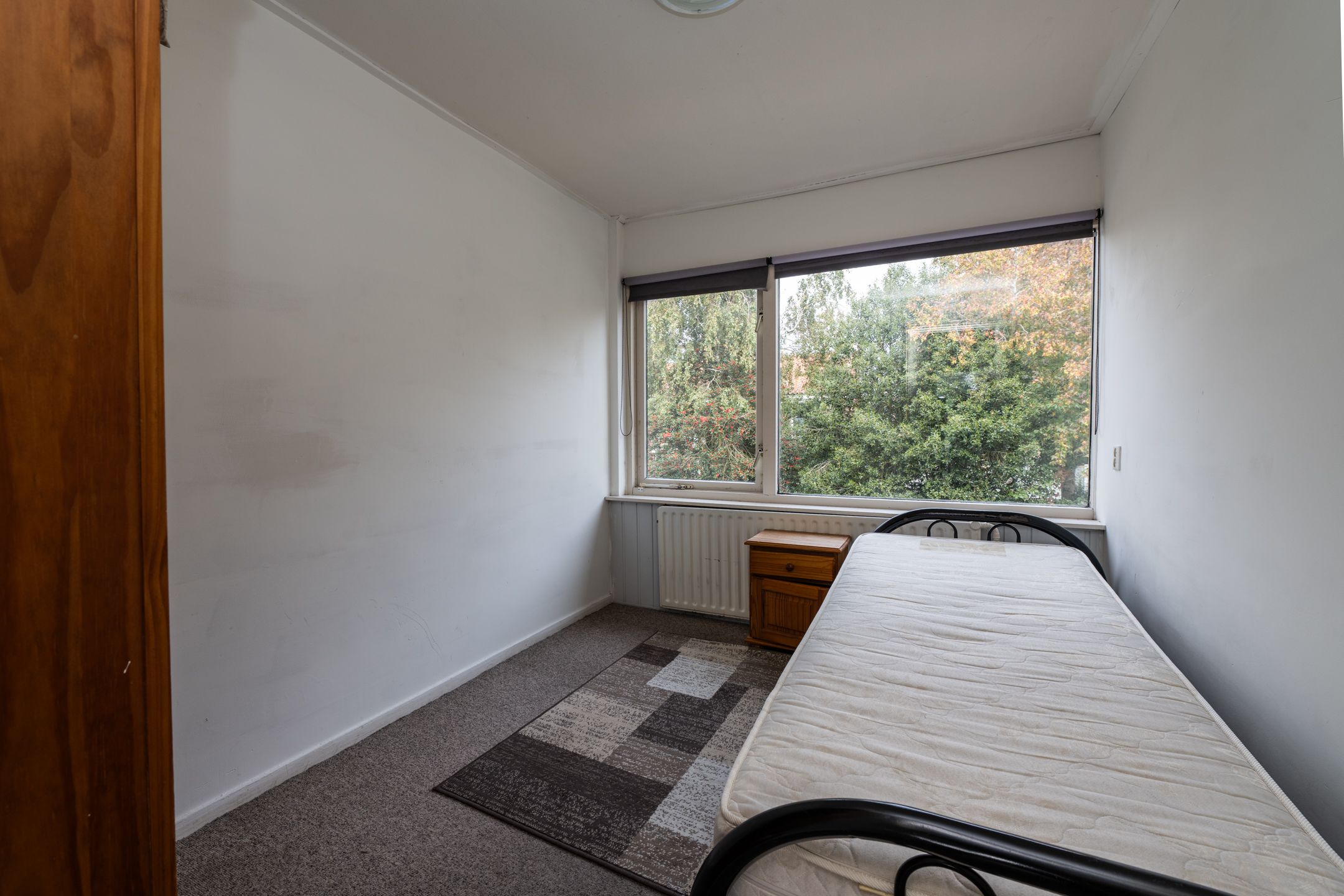 Spacious Family Home with Four Bedrooms and Sunny Southwest-Facing Garden — 16