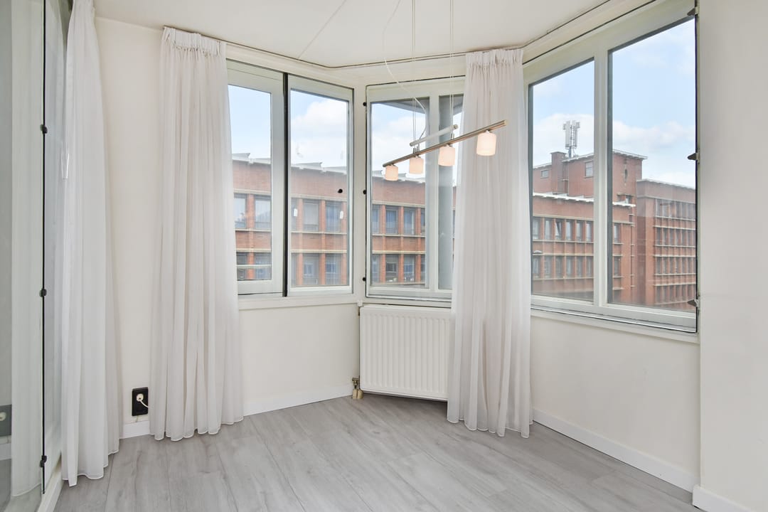 Photo 17 of Torenstraat 145