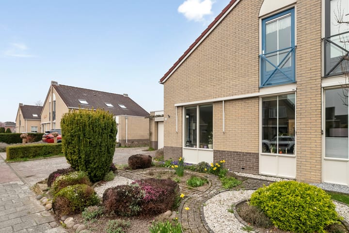 Foto 3 van Baronielaan 14