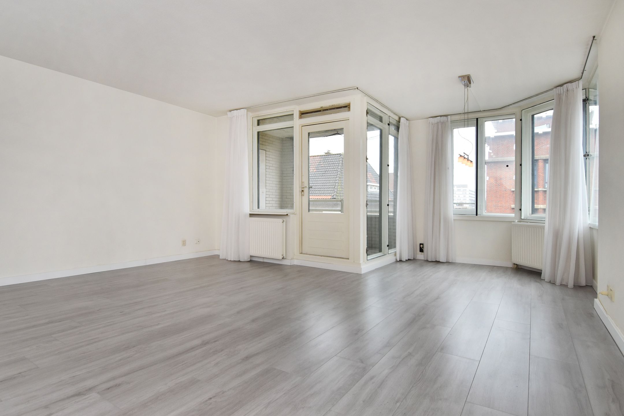Photo 15 of Torenstraat 145