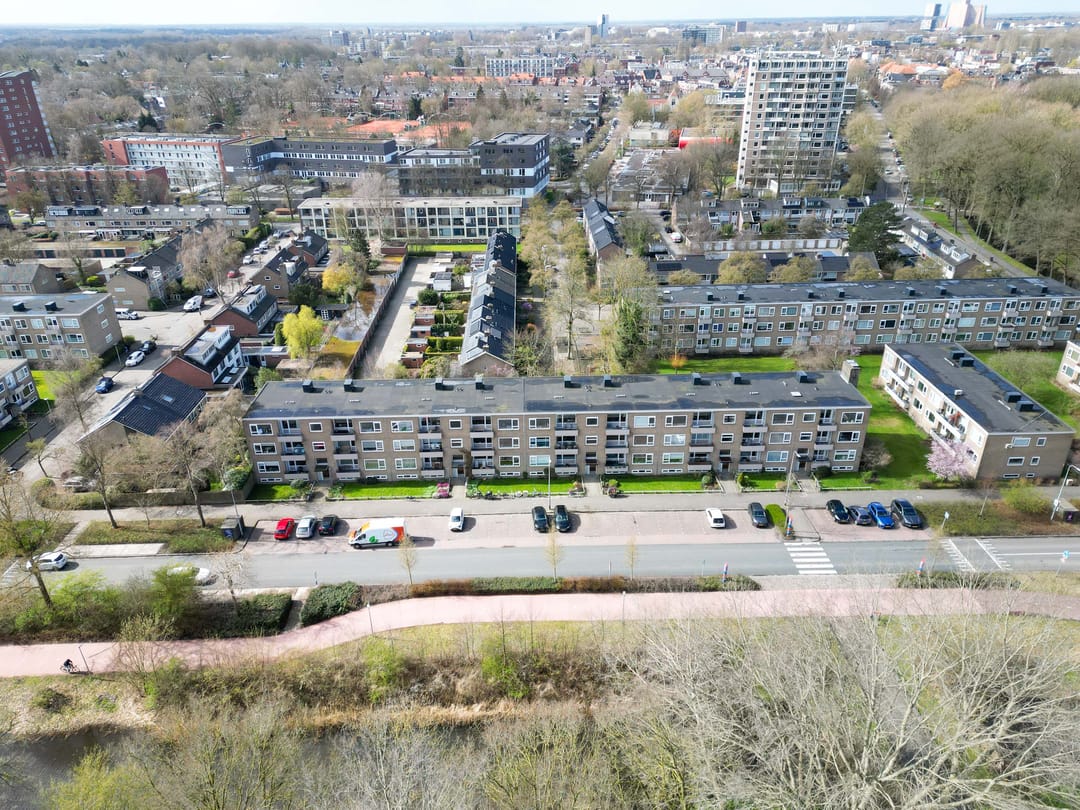 Photo 47 of Helperzoom 137