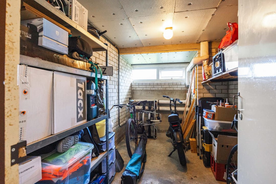 Photo 46 of Helperzoom 137