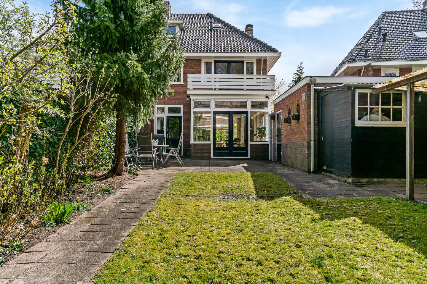 Charming 1930s Semi-Detached Home with Garden and Garage in Zeist — 25