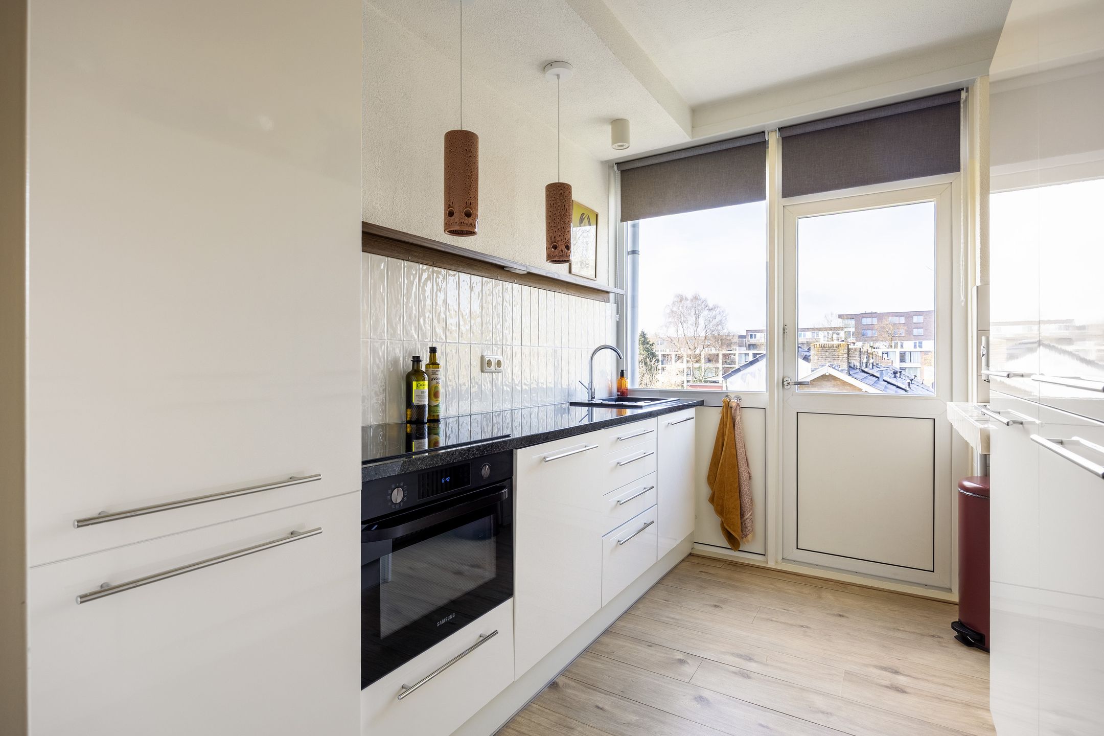 Photo 3 of Helperzoom 137