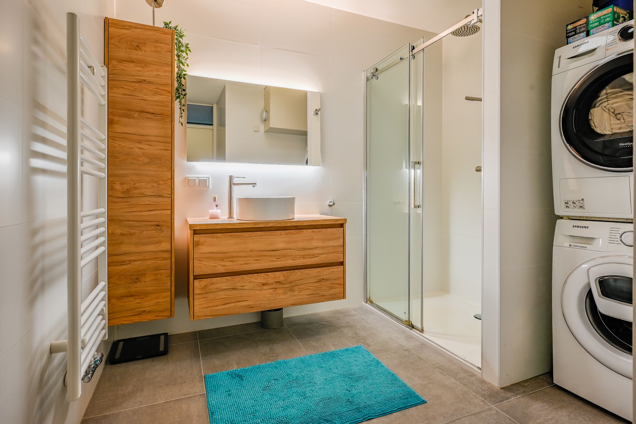 Foto 24 van Heinsiushof 3