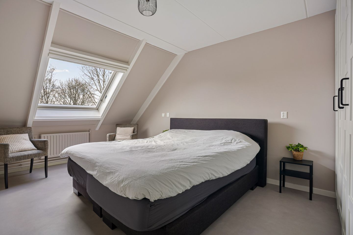 Foto 14 van Smaragd 15