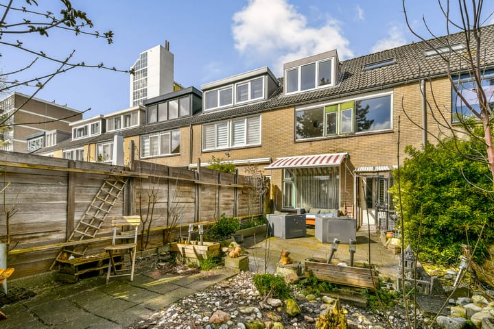 Photo 2 of Meentstraat 55