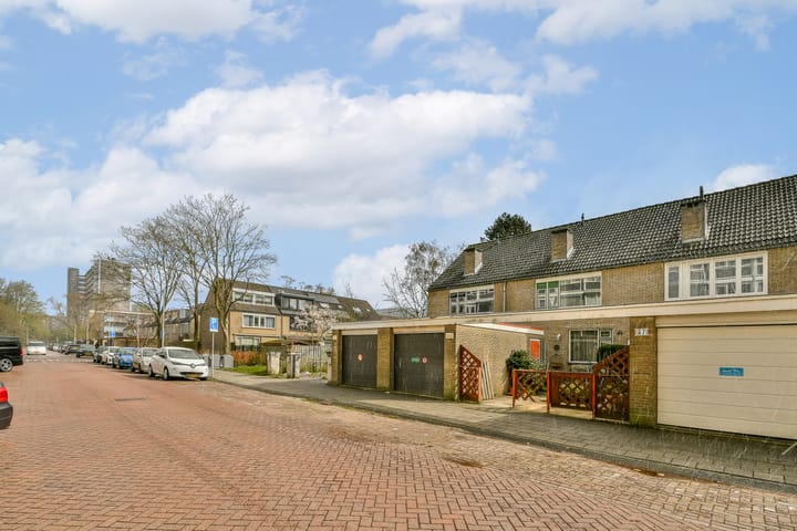 Photo 3 of Meentstraat 55