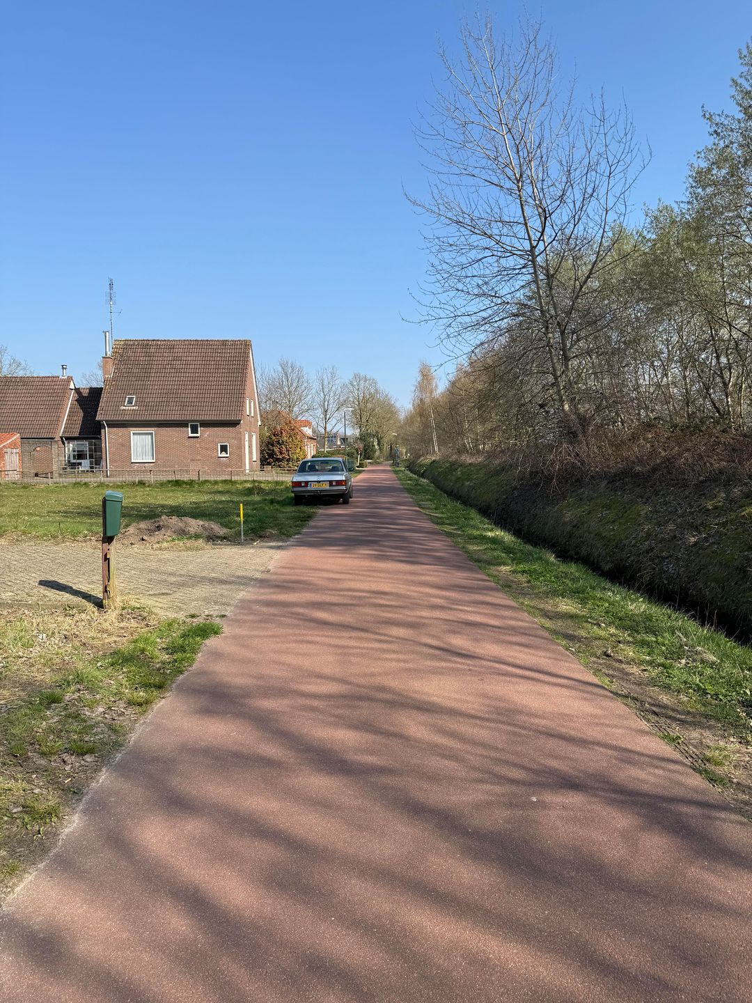 Photo 2 of Parallelweg 11