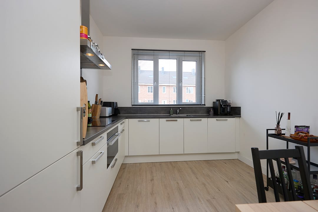 Photo 7 of Botter 10