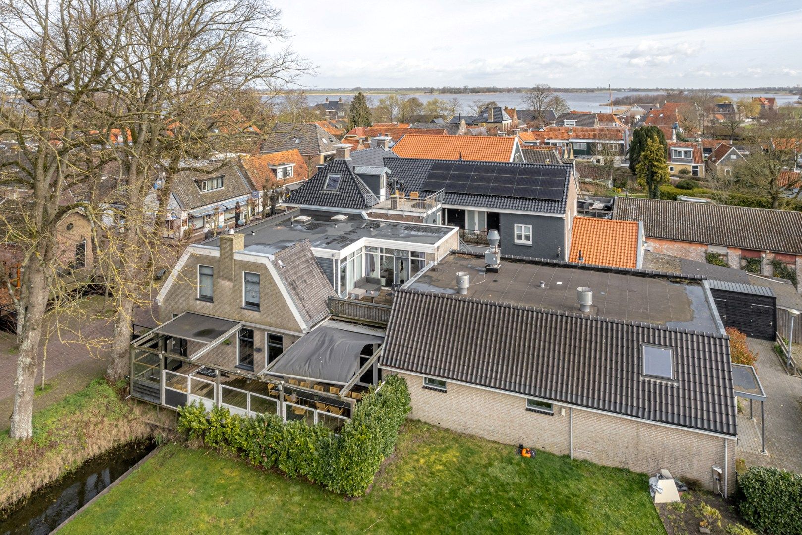 Unique former restaurant in heart of Langweer with versatile development potential — 21