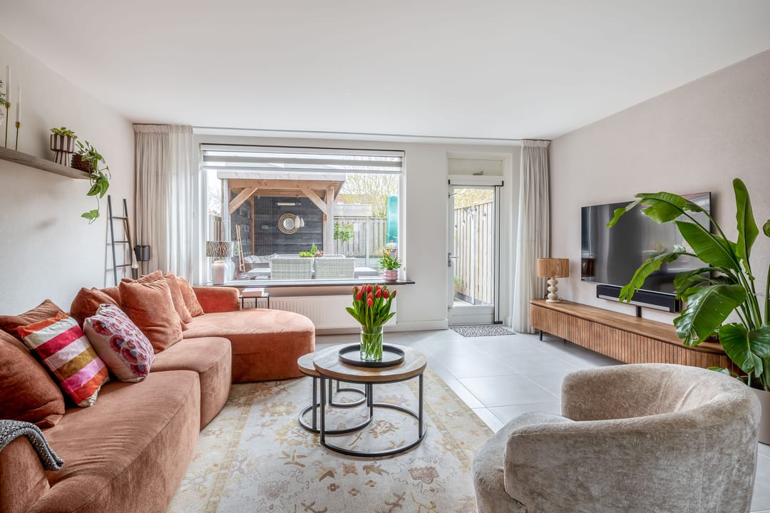 Foto 2 van Blauwgras 9