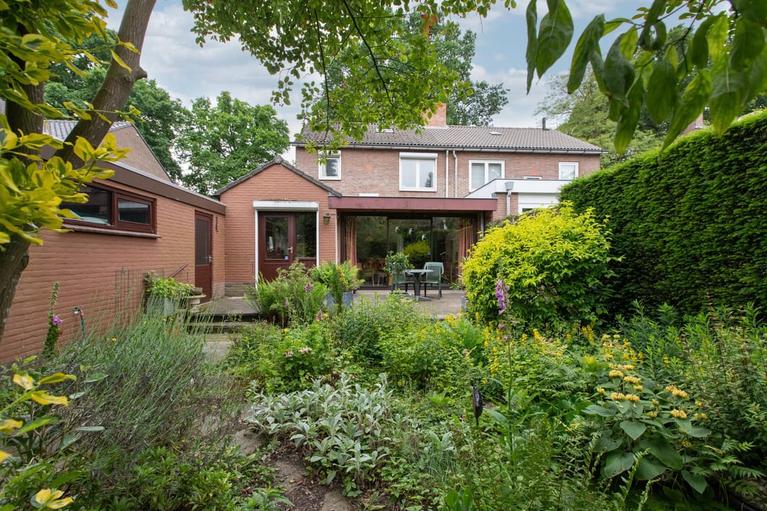 Foto 1 van Biesdelselaan 22-B