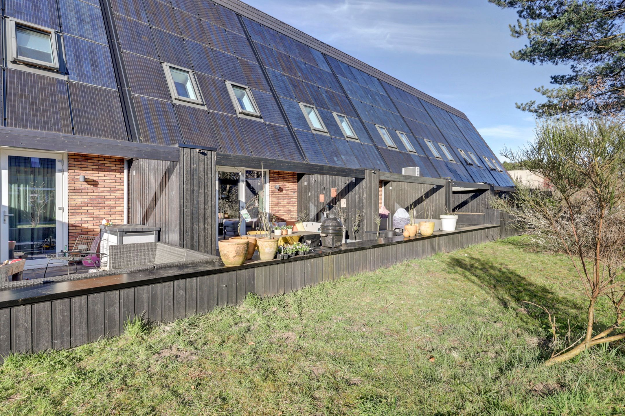 Modern Energy-Efficient Terraced Home Near Groevenbeekse Heide — 28