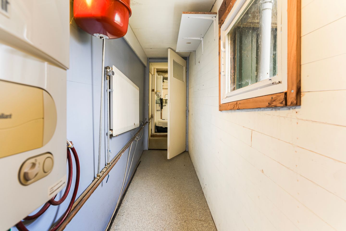 Detached Dike House with Guest Accommodation in Rural Friesland — 19