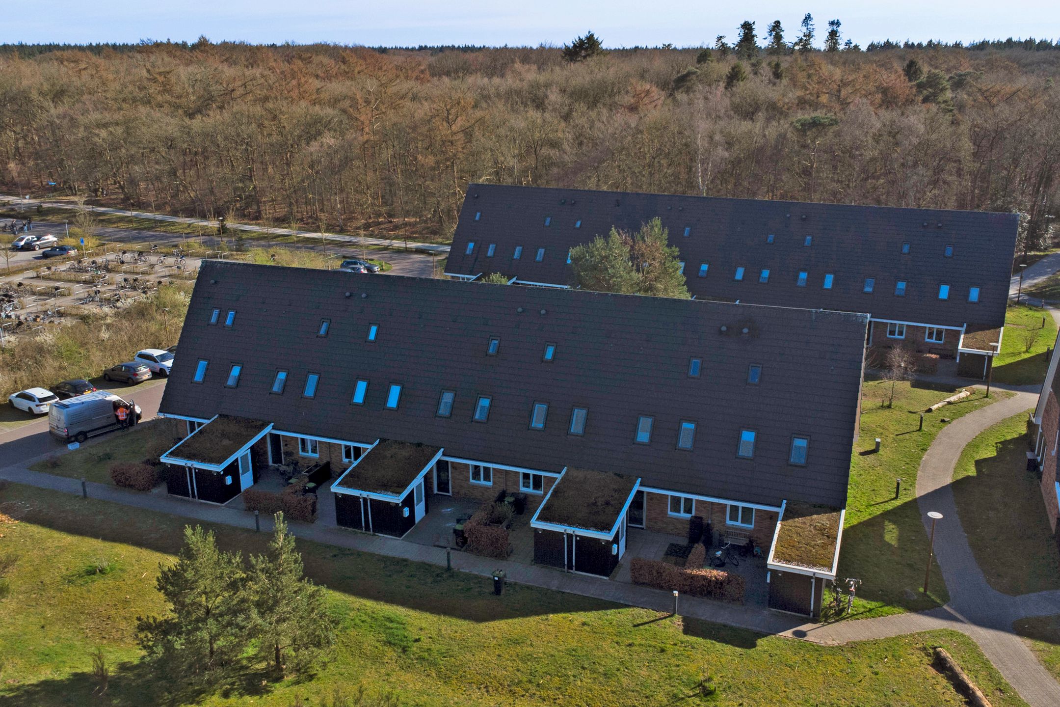 Modern Energy-Efficient Terraced Home Near Groevenbeekse Heide — 36