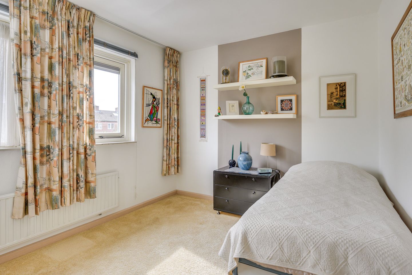Extended Semi-Detached Home with Garage and Sunny South-Facing Garden — 19