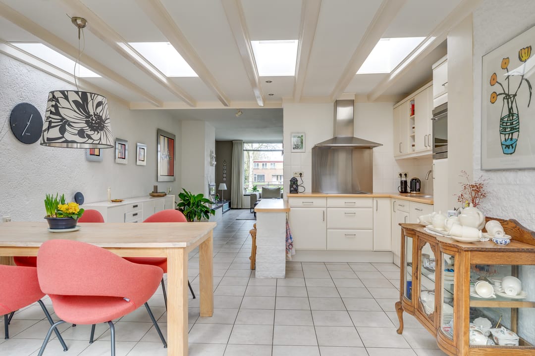 Extended Semi-Detached Home with Garage and Sunny South-Facing Garden — 13
