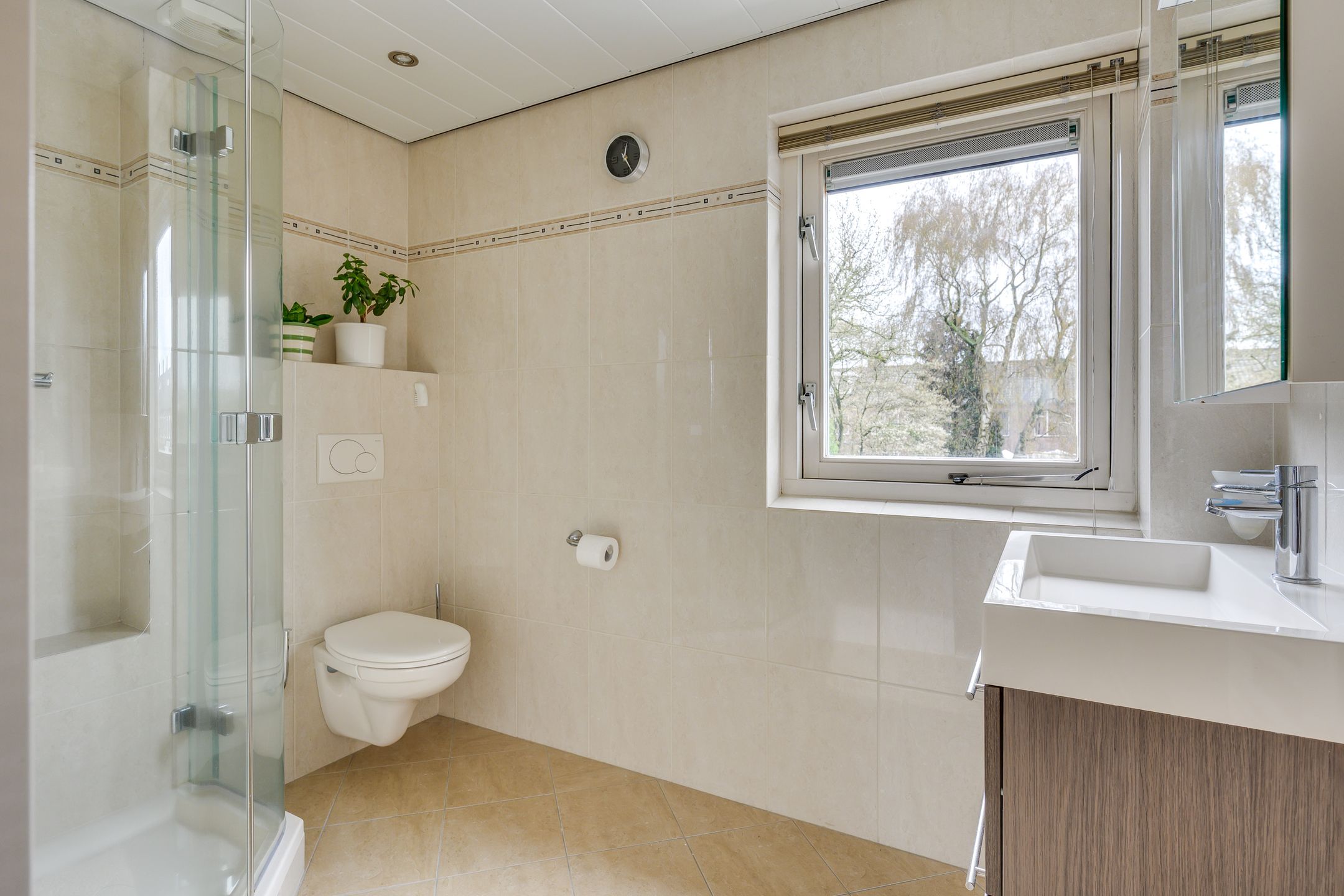 Extended Semi-Detached Home with Garage and Sunny South-Facing Garden — 21