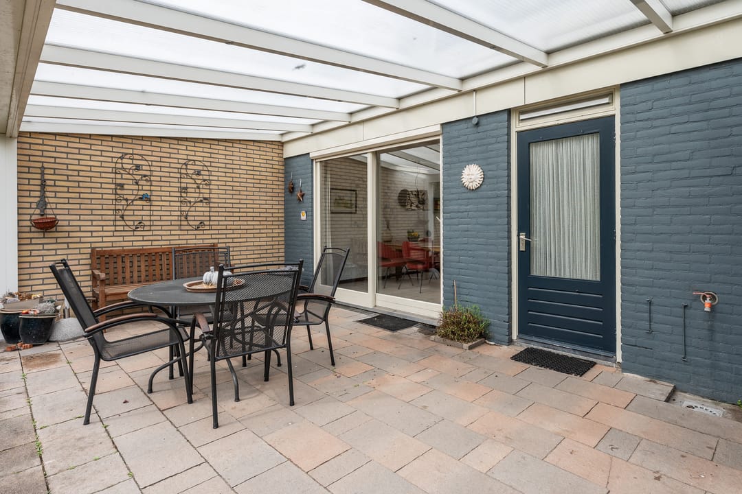 Extended Semi-Detached Home with Garage and Sunny South-Facing Garden — 28