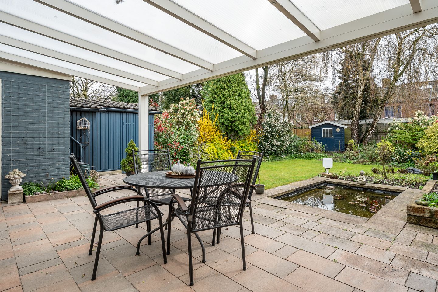 Extended Semi-Detached Home with Garage and Sunny South-Facing Garden — 29