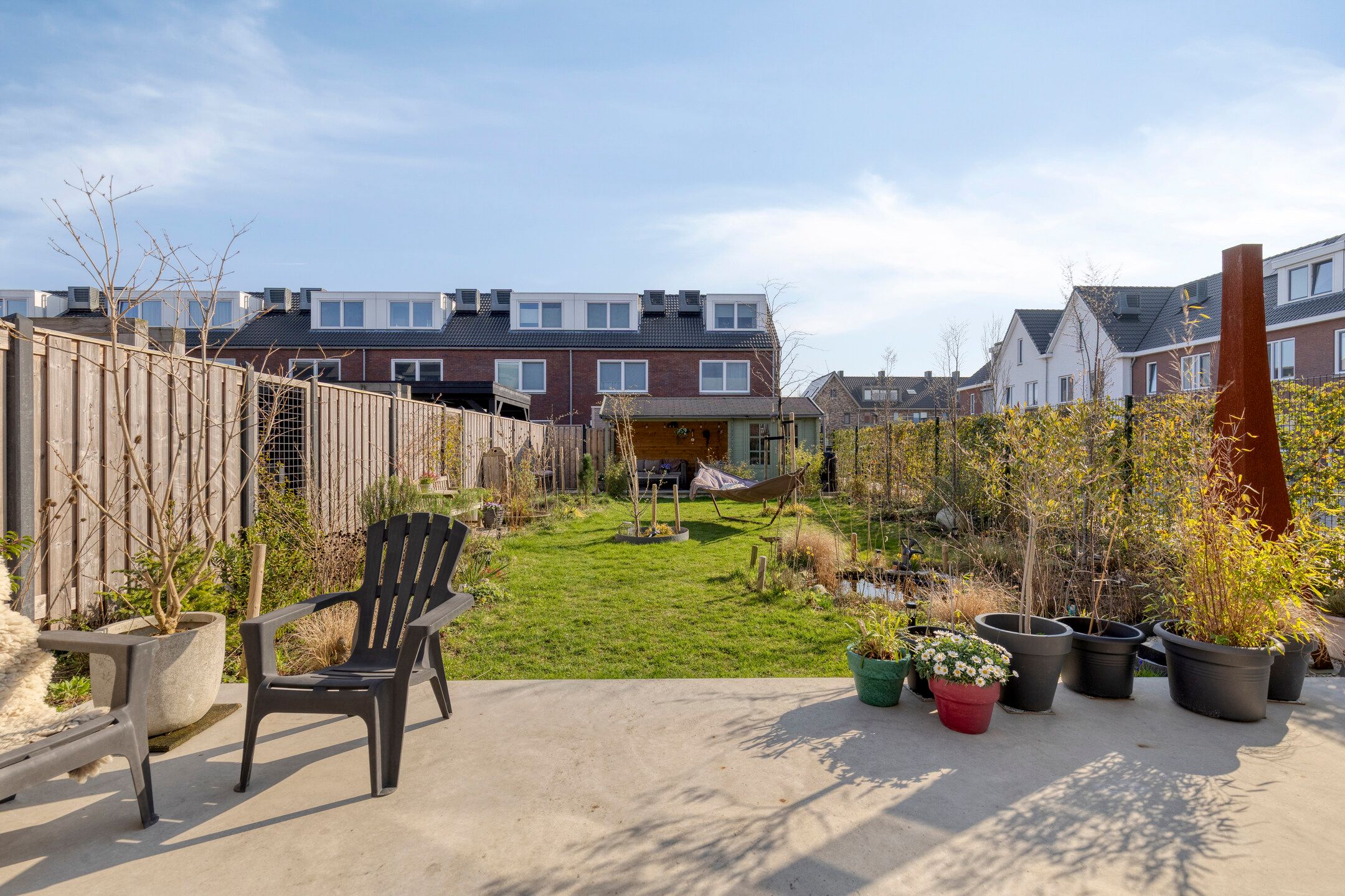 Modern Energy-Efficient Corner Home with Sunny South-Facing Garden — 21