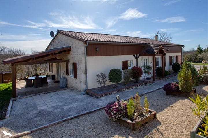 Foto 3 van 630 Rte de la Tuilerie