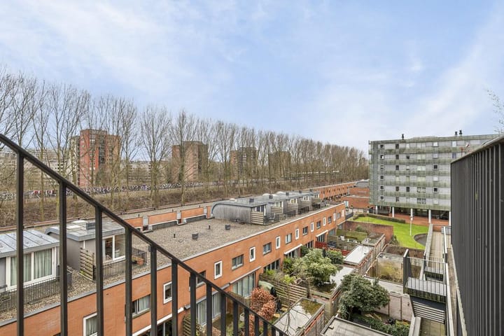 Photo 3 of Jacques Veltmanstraat 215