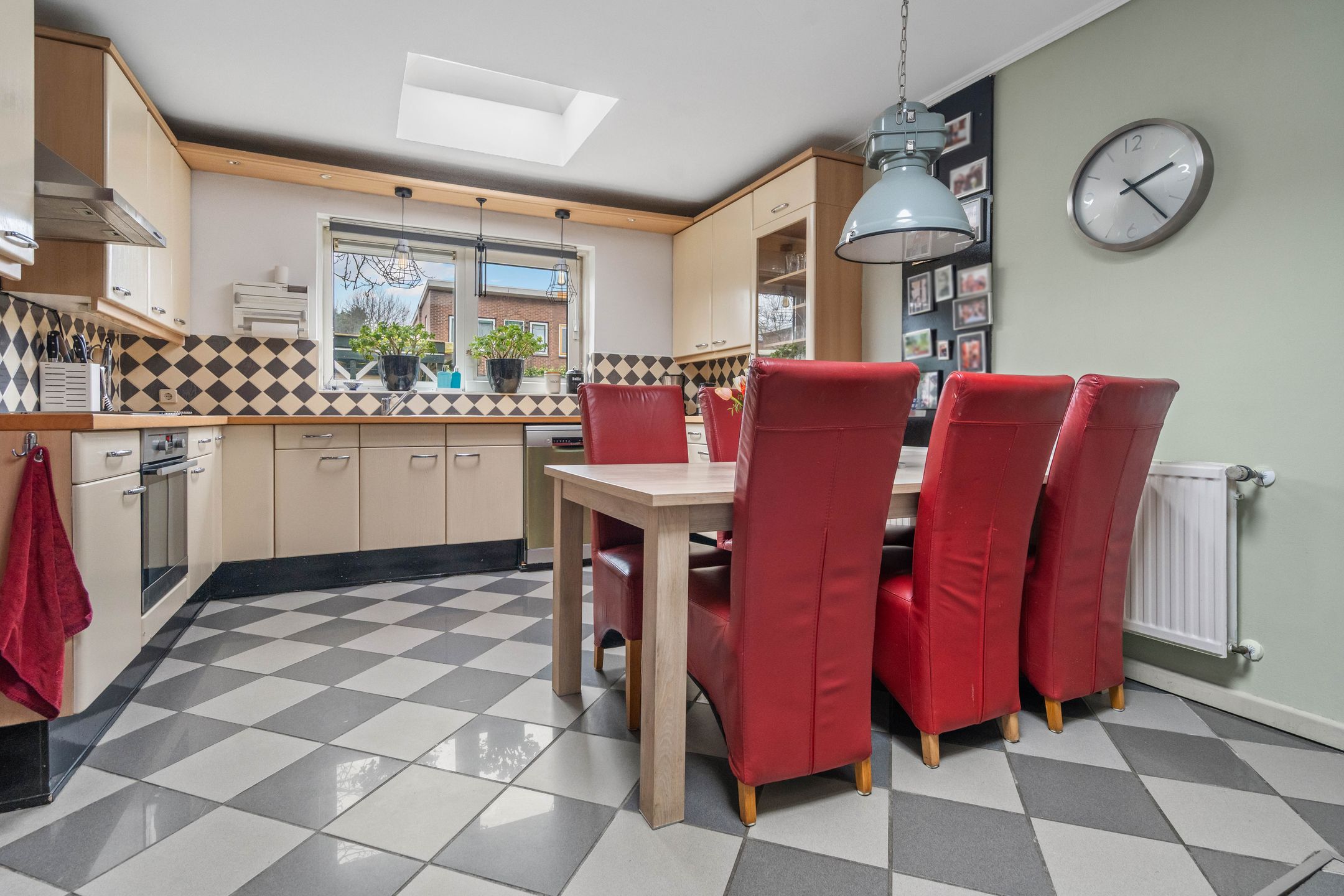 Foto 12 van Cosmariumstraat 1