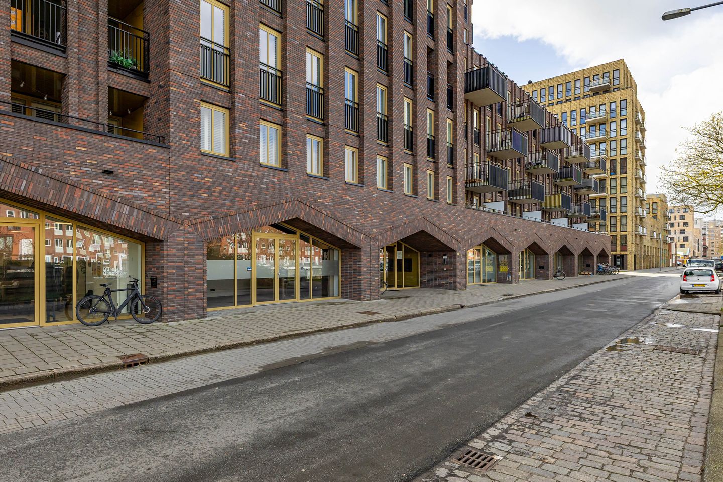 Bekijk foto 1 van Oosterhamrikkade 119-33