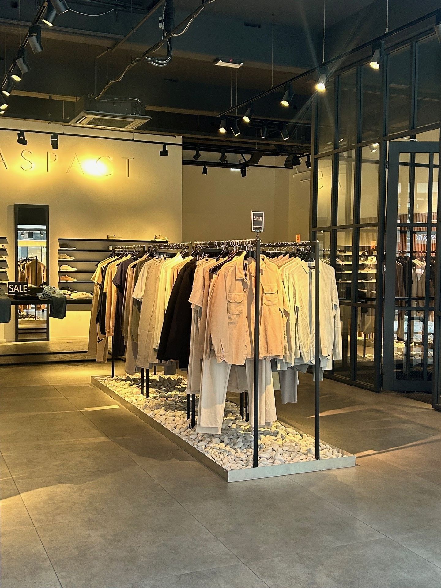 Bekijk foto 4 van Lijnbaan 58