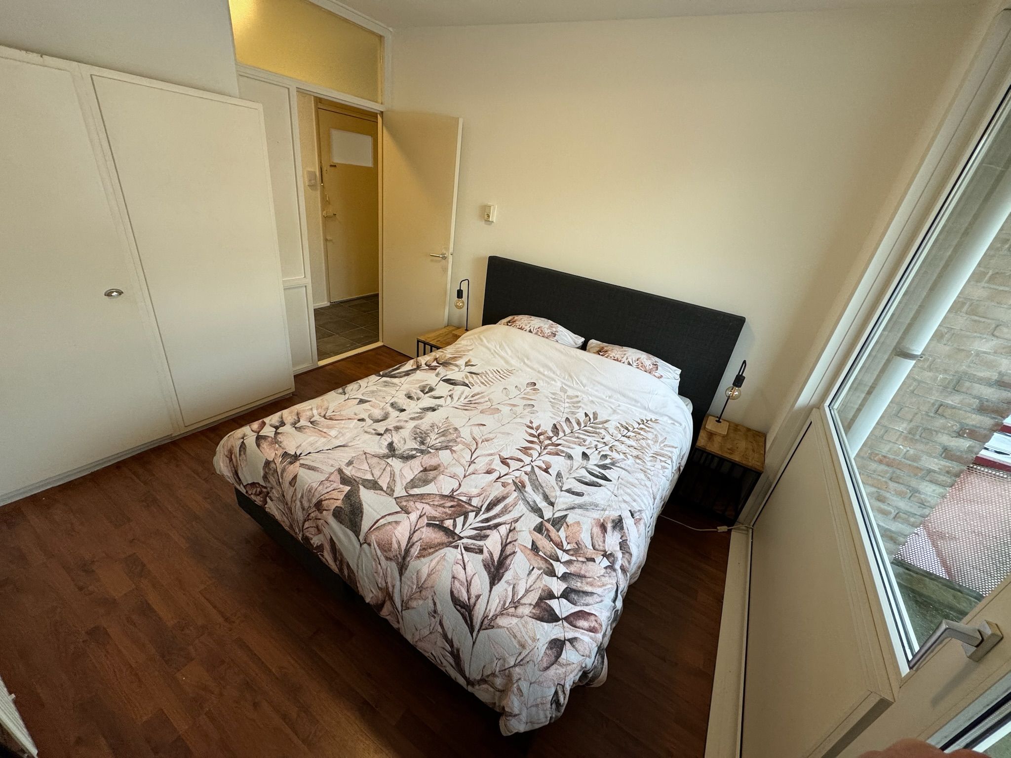 Bright First-Floor Apartment with Two Balconies in Enschede Boswinkel — 14