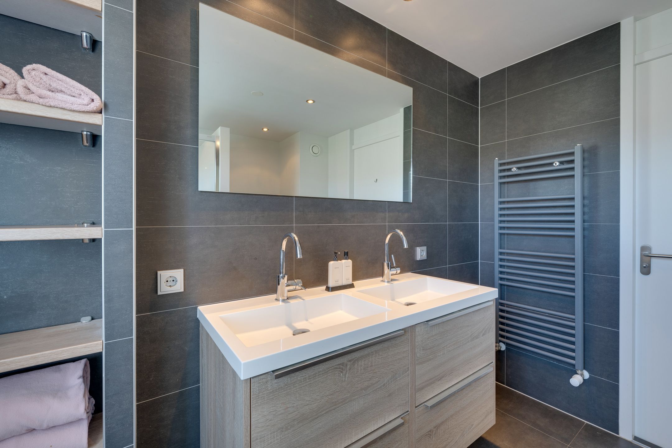 Foto 60 van Hunzebos 43