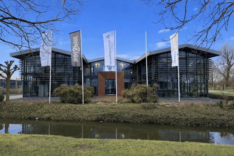 View photo 1 of M.A. Reinaldaweg 2-D