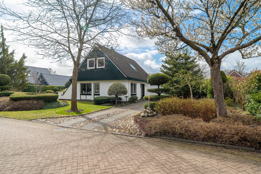 Photo 1 of Langakkers 7